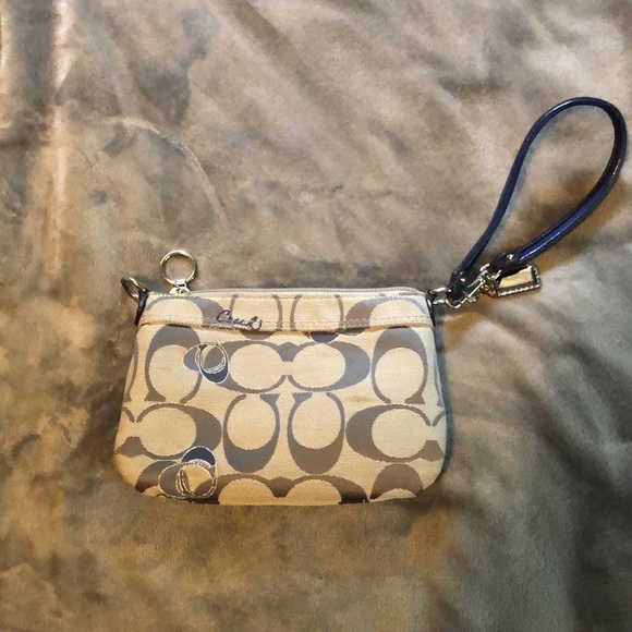 Small coach x poppy wristlet - Picture 2 of 4